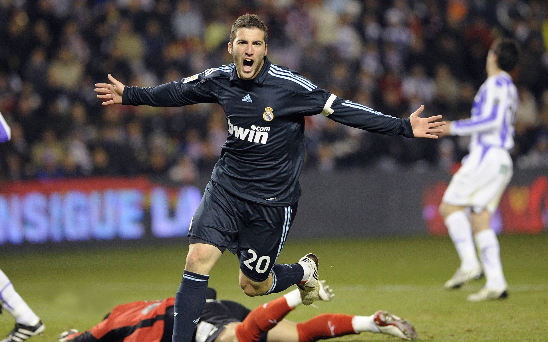 欧冠青春风暴：年轻球员的绝妙表现，青年欧冠联赛历届冠军